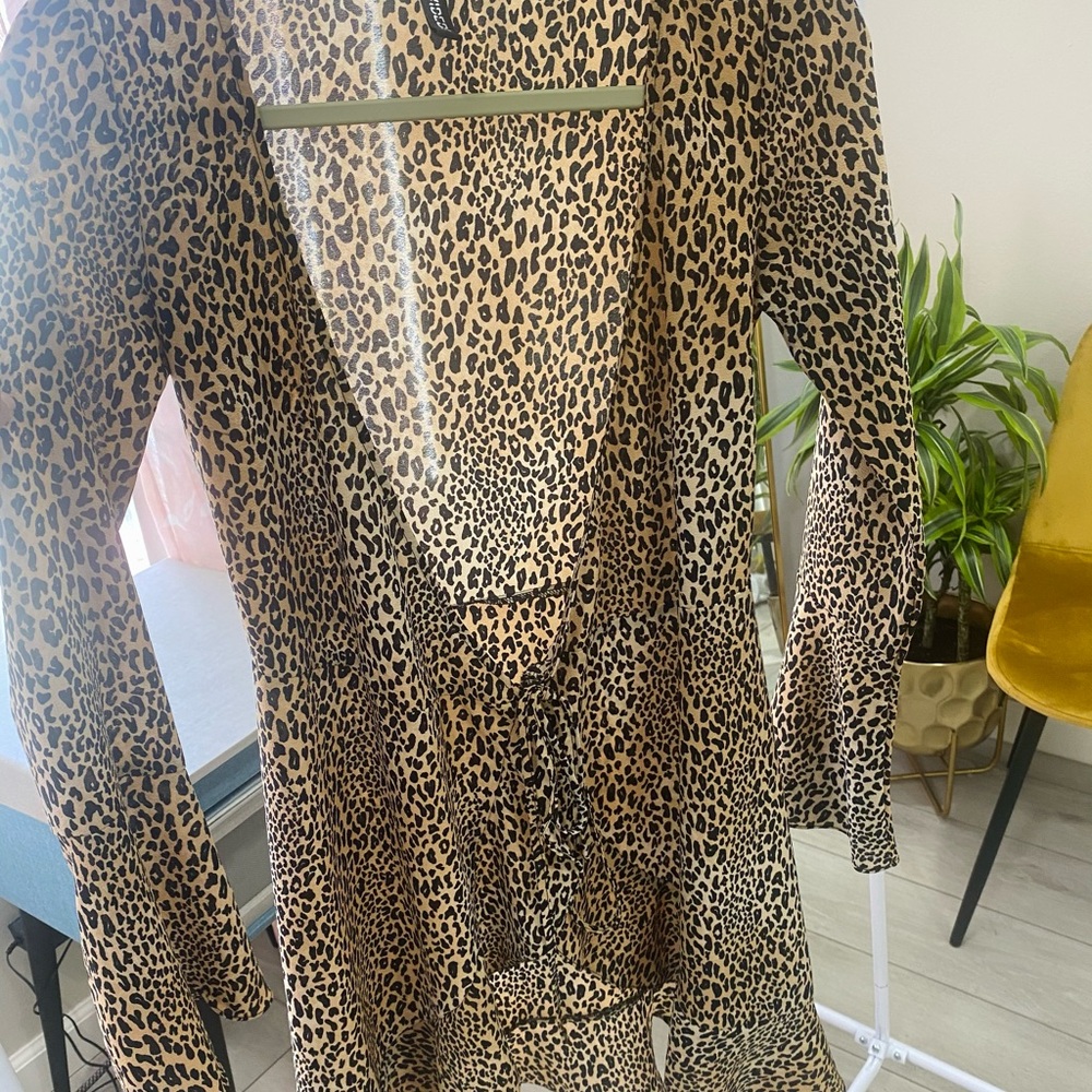 Cute Leopard Ruffled Dress - Picture 2 of 2